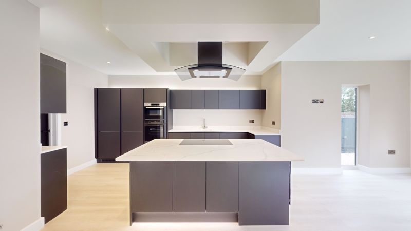 Property photo 3 of 33 Photo 3