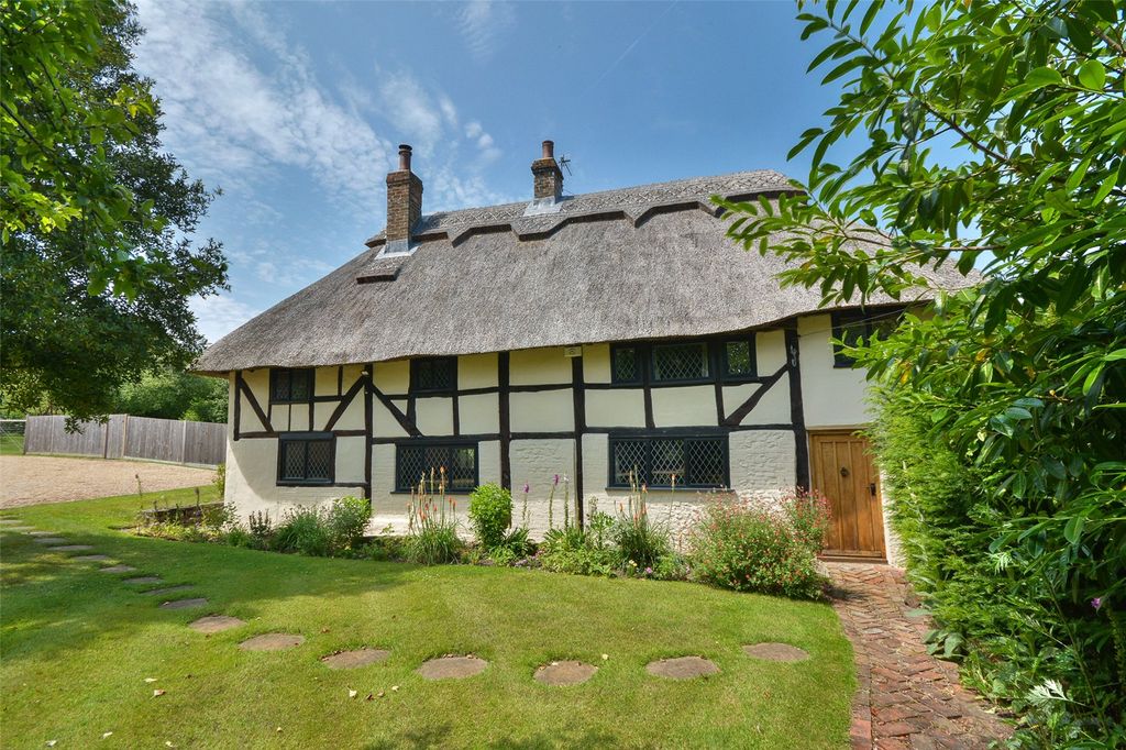 Property photo 3 of 36 Picture No. 02