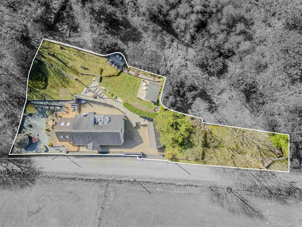 Property photo 2 of 63 Boundary