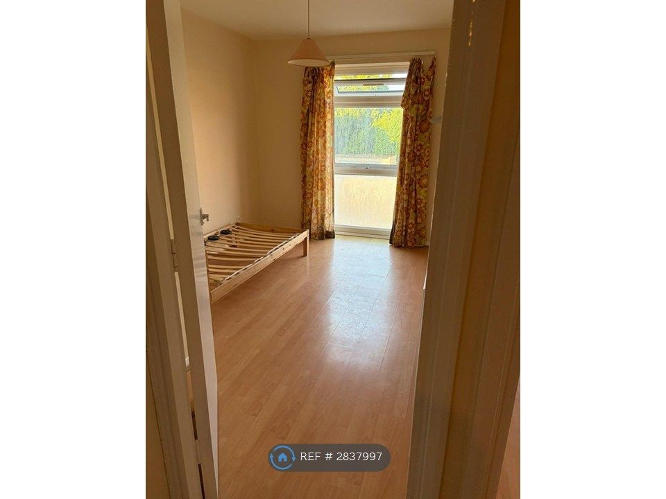 Property photo 3 of 24 2nd Bedroom