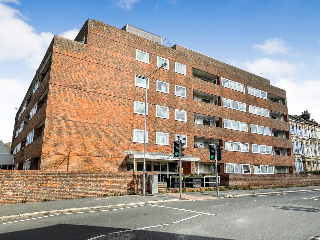 Property photo 2 of 11