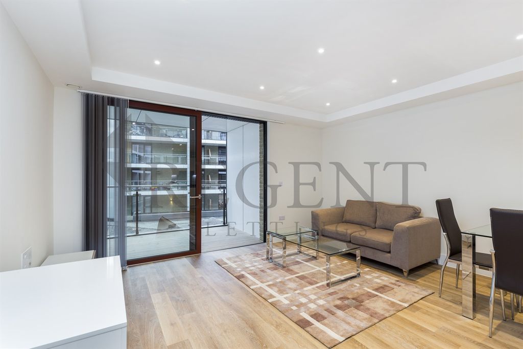 Property photo 1 of 8 (Main)
