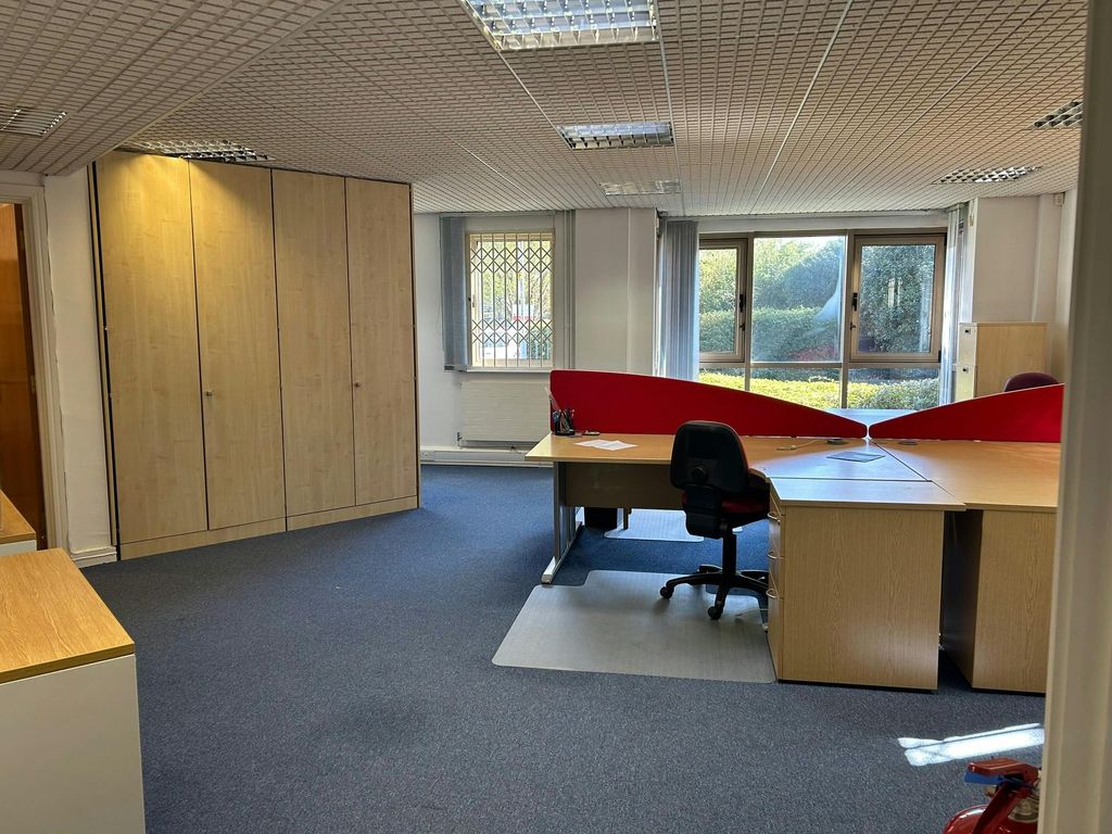 Property photo 2 of 11 16.Jpg