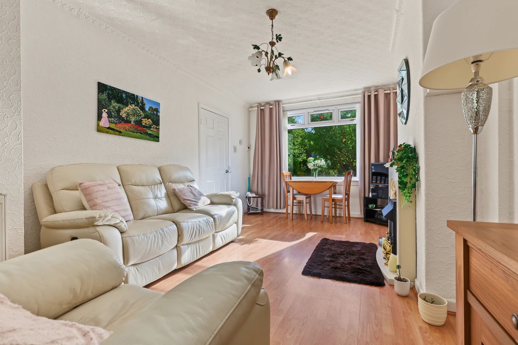 Property photo 2 of 24 Picture No. 22