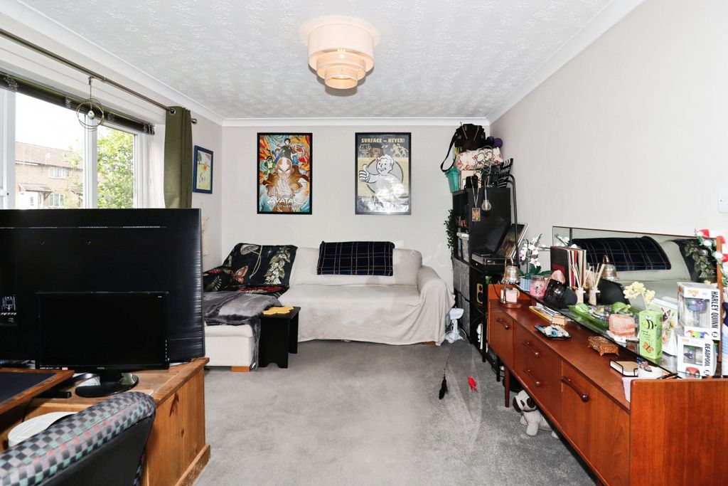 Additional image 6 of 1 bed flat for saleGainsborough Drive, Halesworth IP19