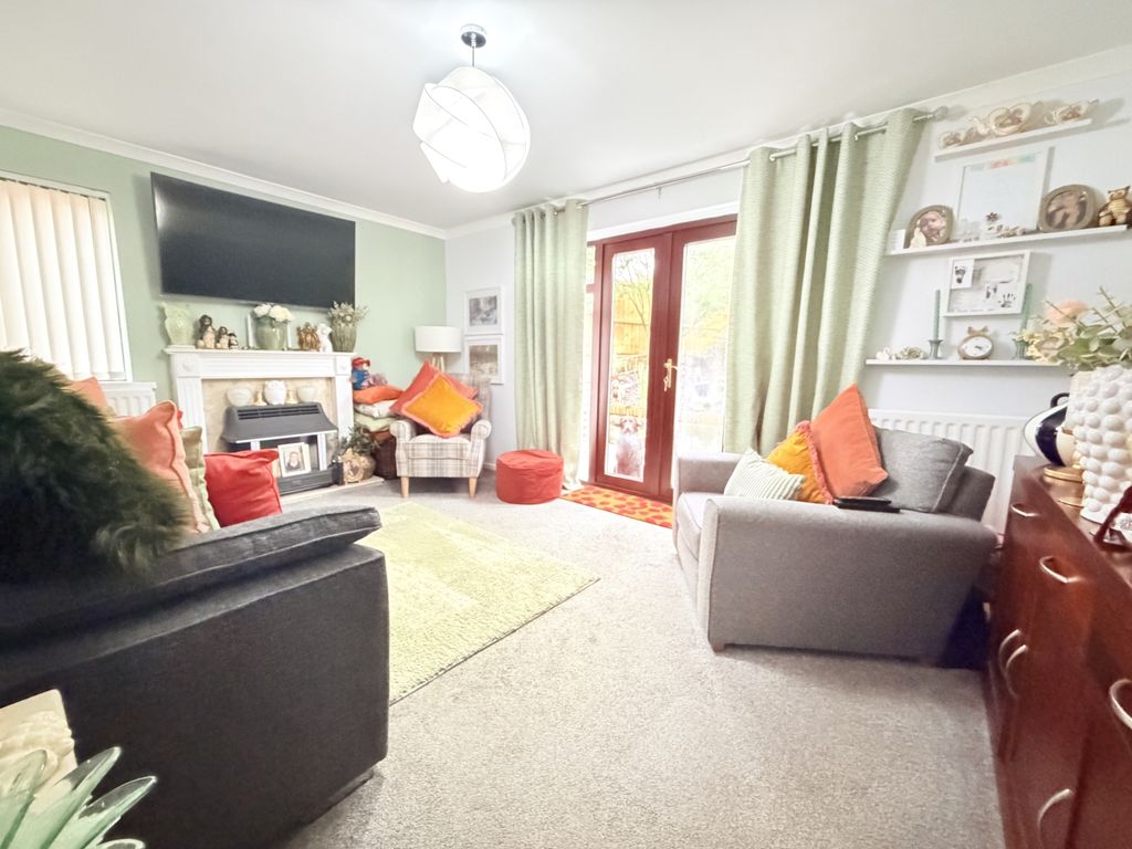 Property photo 2 of 12 Img_8825