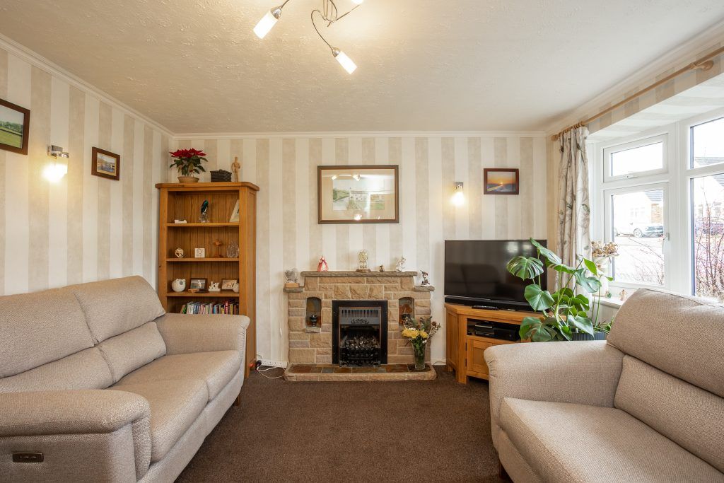 Property photo 3 of 32