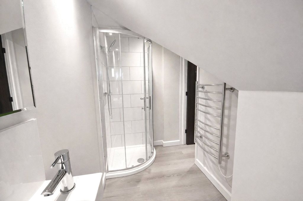 Additional image 6 of Studio to rentBridge Mews, Bridge Street, Godalming, Surrey GU7