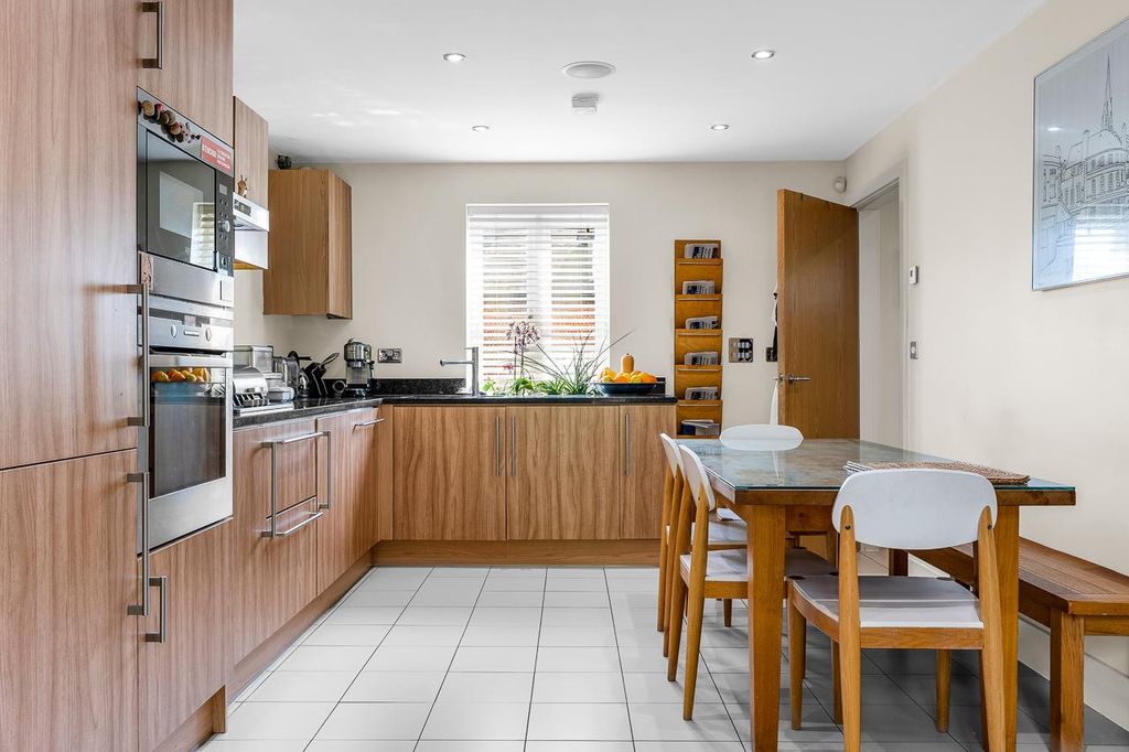 Property photo 3 of 32 Internal-Small-9.Jpg