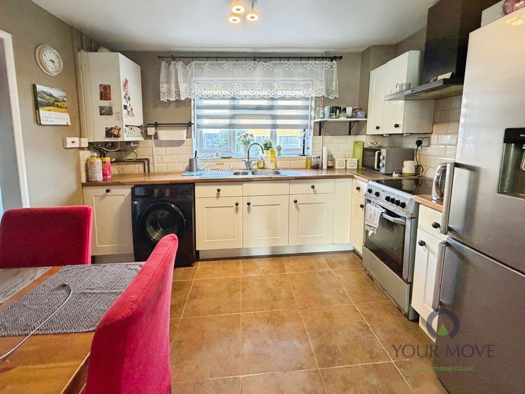 Property photo 3 of 9 Pbox-Img.Jpg
