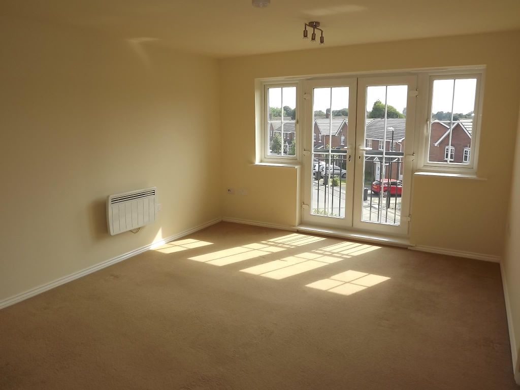 Property photo 2 of 7 Living Room