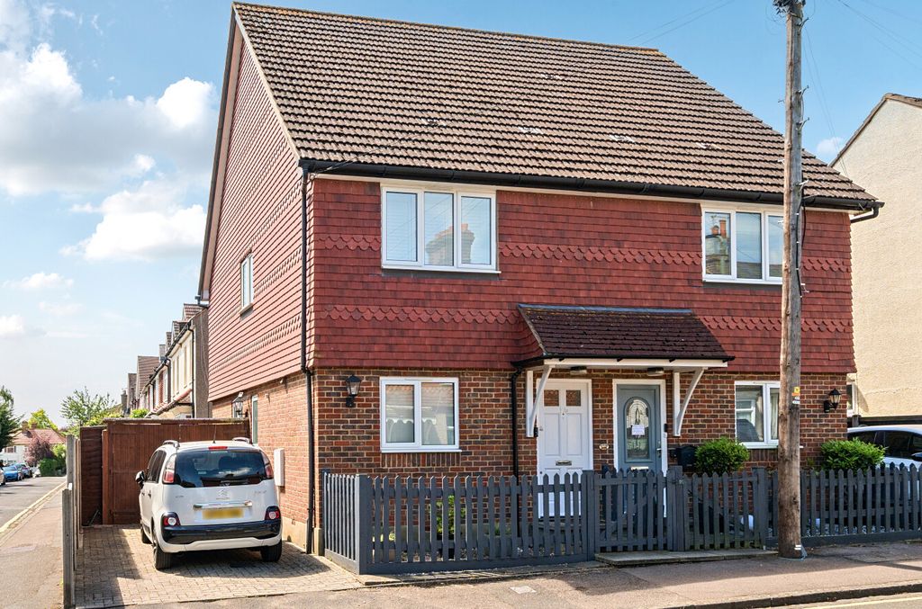 Property photo 1 of 15 1472040-16-6A312A...