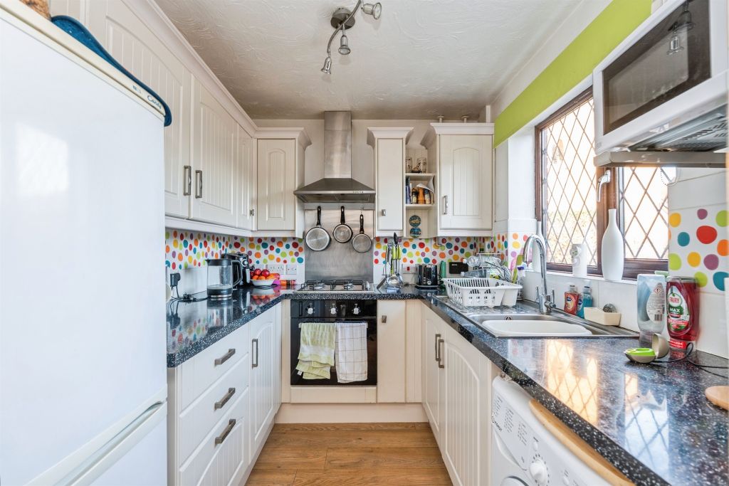 Property photo 3 of 16