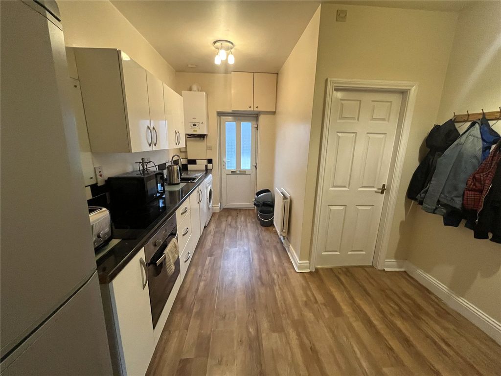 Property photo 3 of 14 Picture No. 09