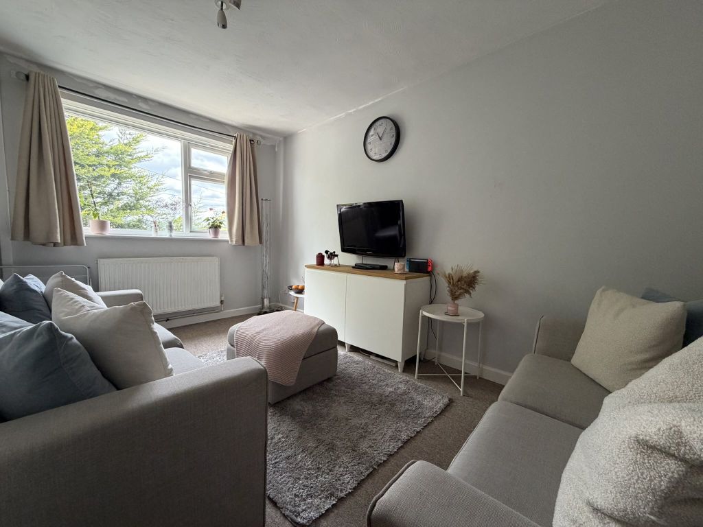 Property photo 2 of 11 Img_0882