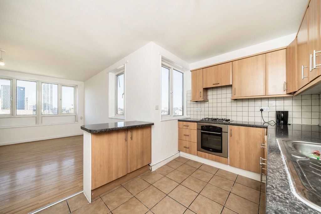 Property photo 3 of 5