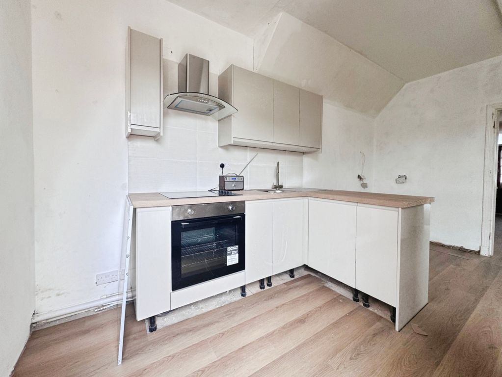 Property photo 3 of 7 Pbox-Img.Jpg