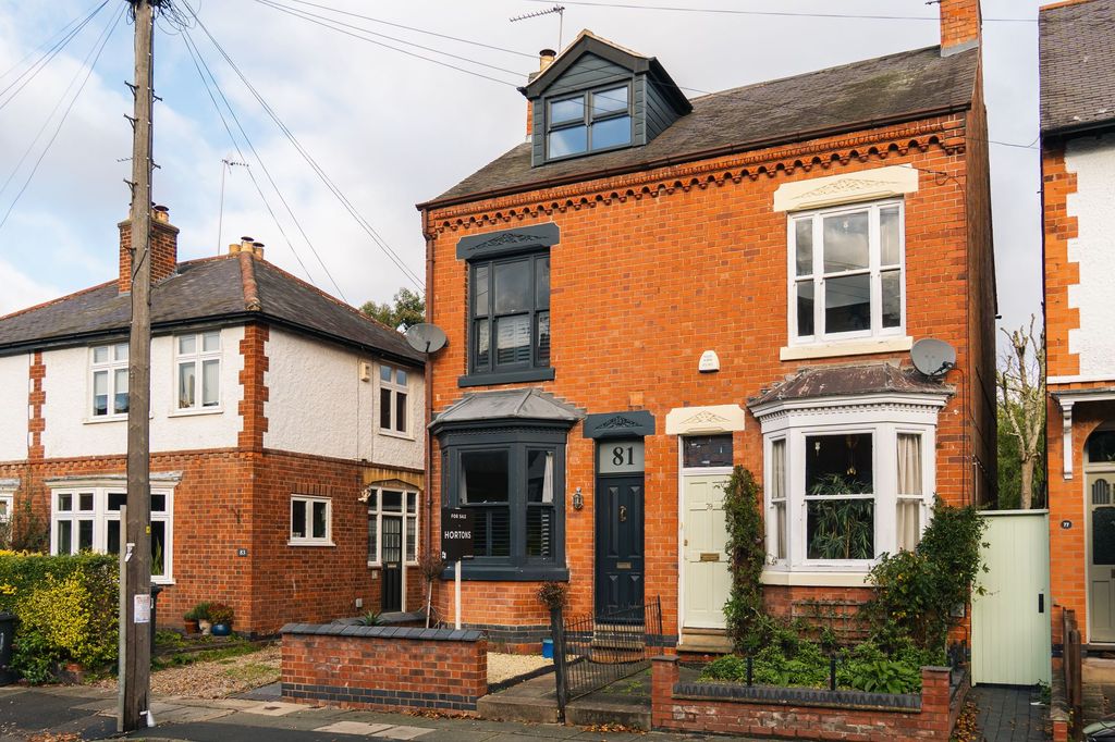 Property photo 1 of 35