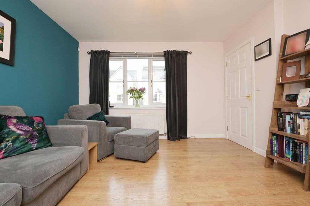 Property photo 3 of 24