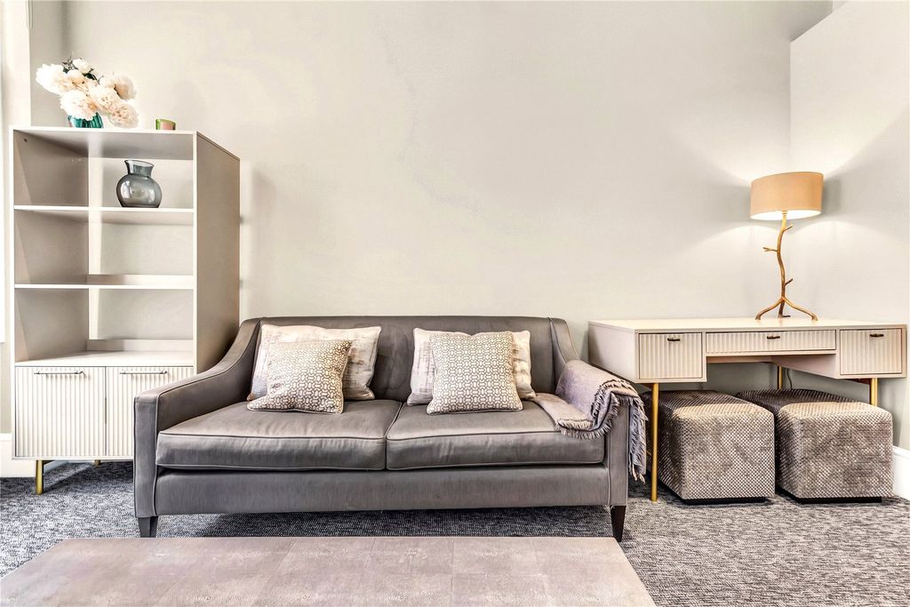 Property photo 2 of 13 Picture No. 01