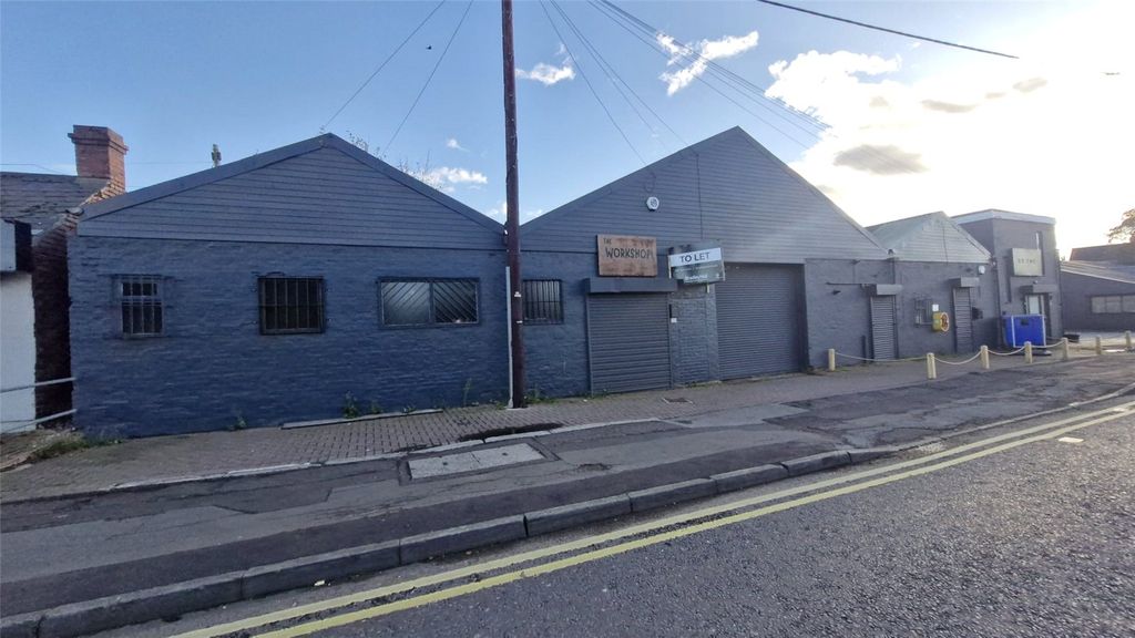 Property photo 1 of 8 Picture No. 12