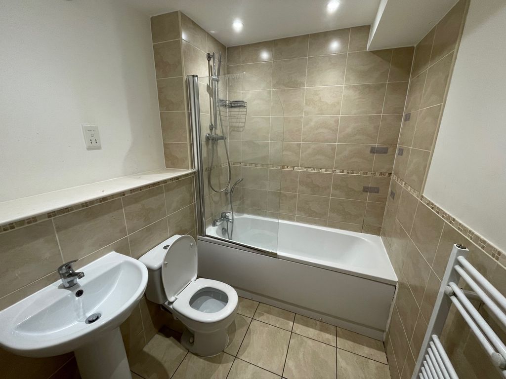 Property photo 2 of 9 Image