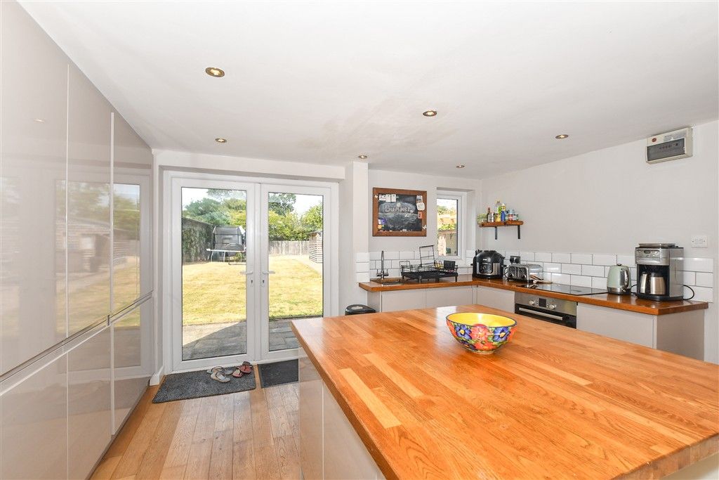 Property photo 3 of 20 Kitchen/Diner
