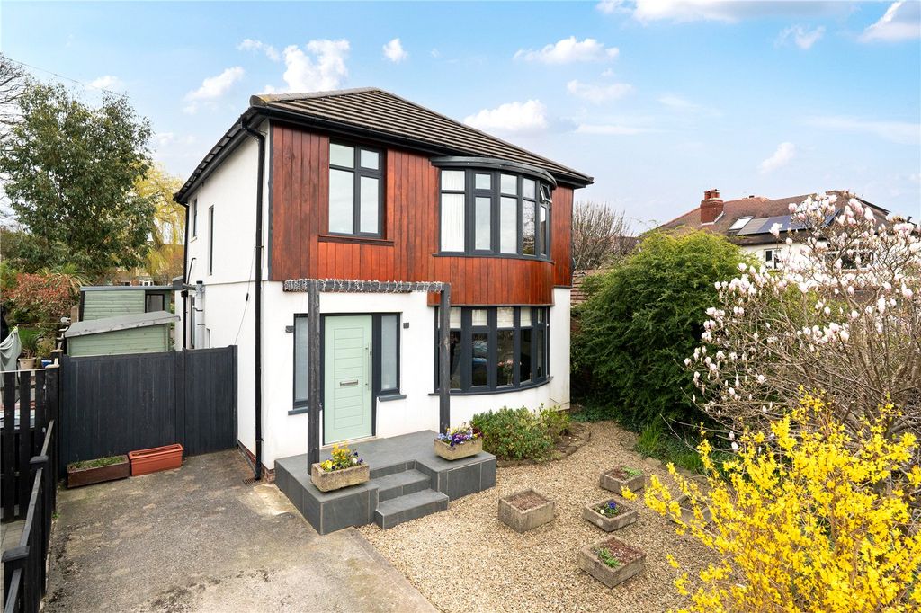 Property photo 1 of 32 Picture No. 02