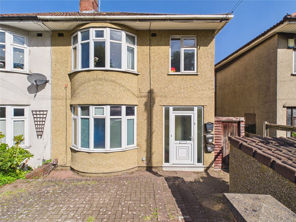 Property photo 2 of 15 Picture No. 08