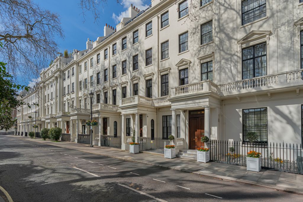 Hyde Park Square, Hyde Park, London W2 photo 4