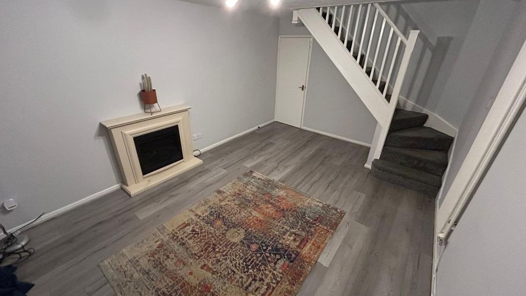 Property photo 3 of 9 Picture No. 13