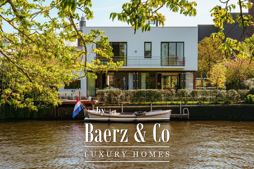 Property photo 1 of 60