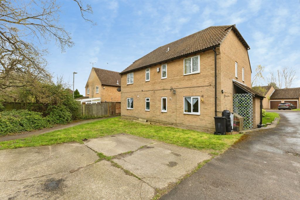 Property photo 2 of 13