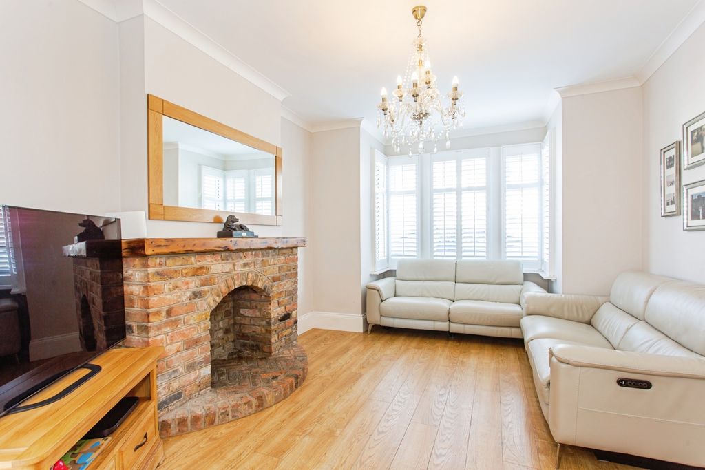Property photo 2 of 17 Rception Room