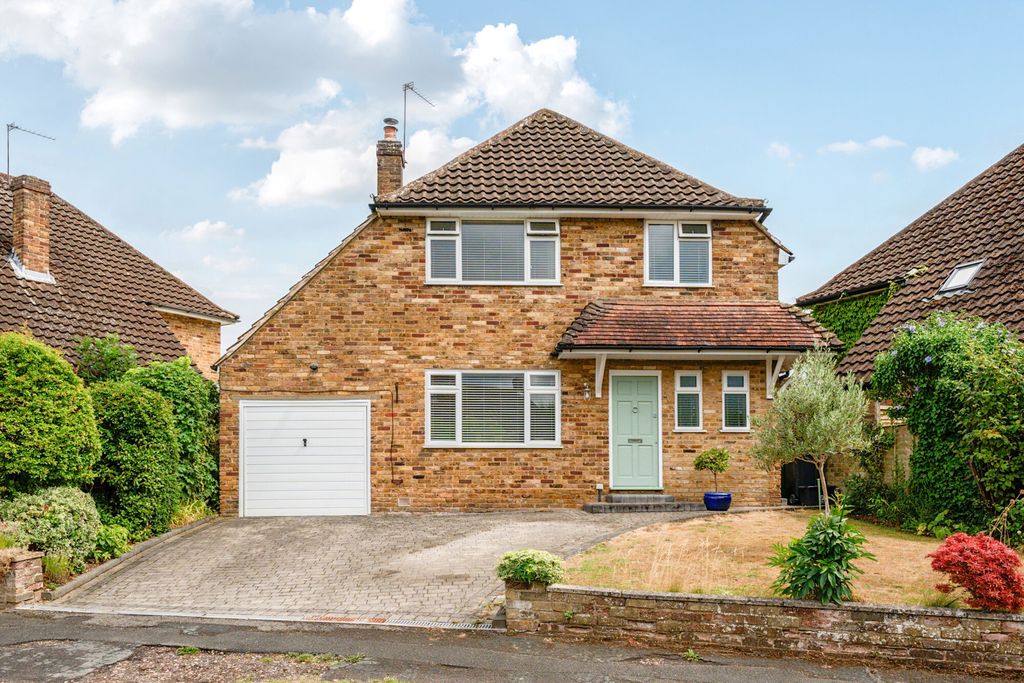 Property photo 1 of 22 1328303-1-687F916...