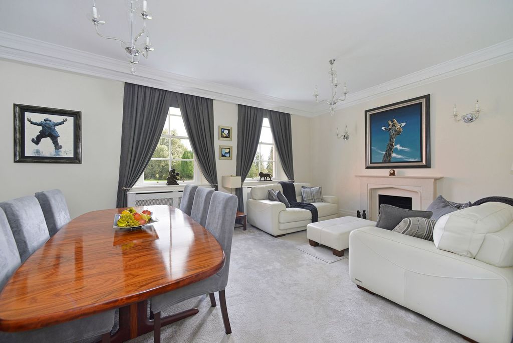 Property photo 3 of 24