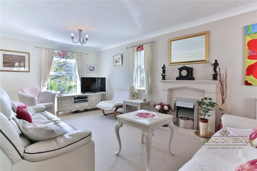 Property photo 2 of 22 4288221