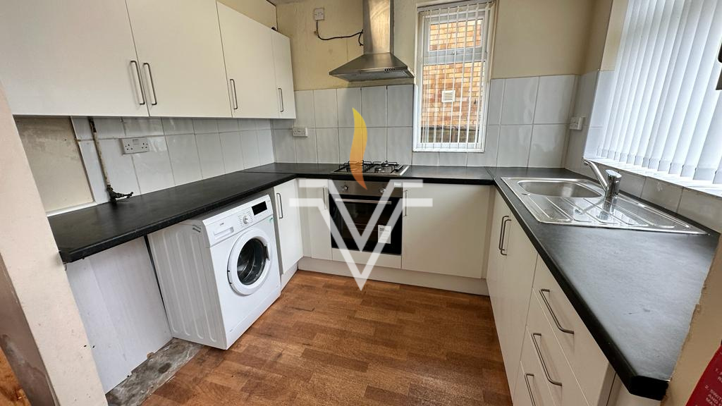 Property photo 2 of 22