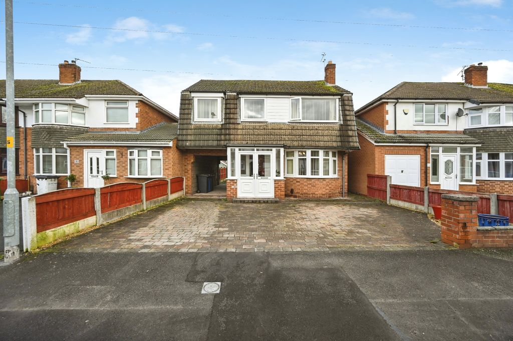 Property photo 1 of 15