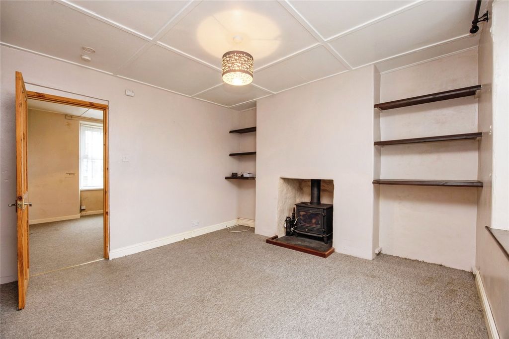 Property photo 2 of 17 Picture No. 15