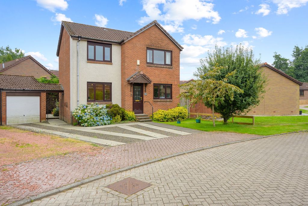 Property photo 1 of 38