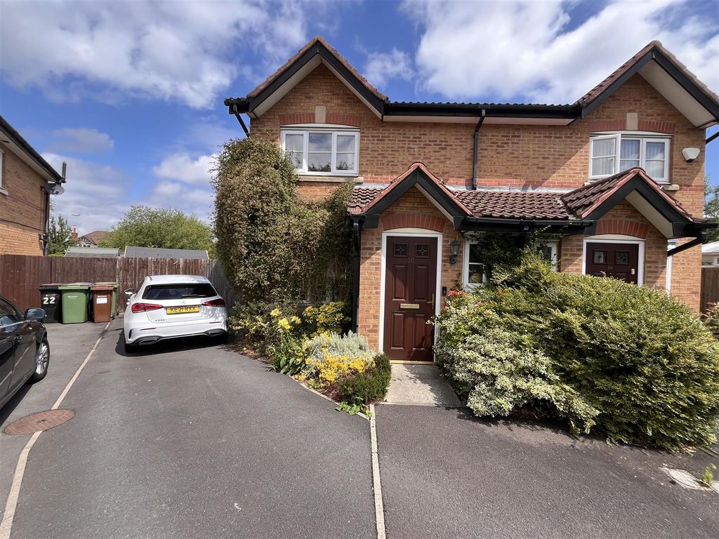 Property photo 1 of 19