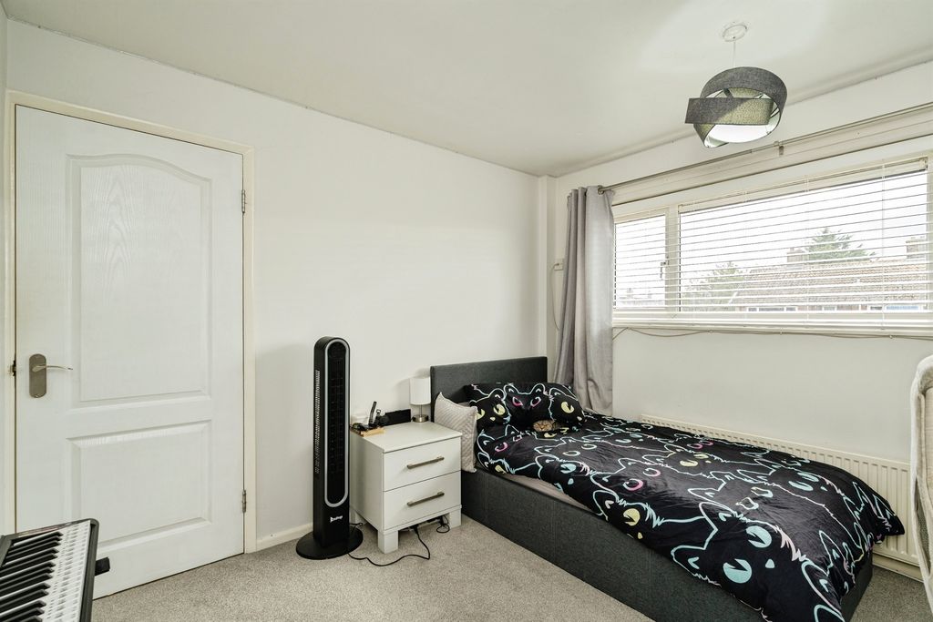 Property photo 3 of 13