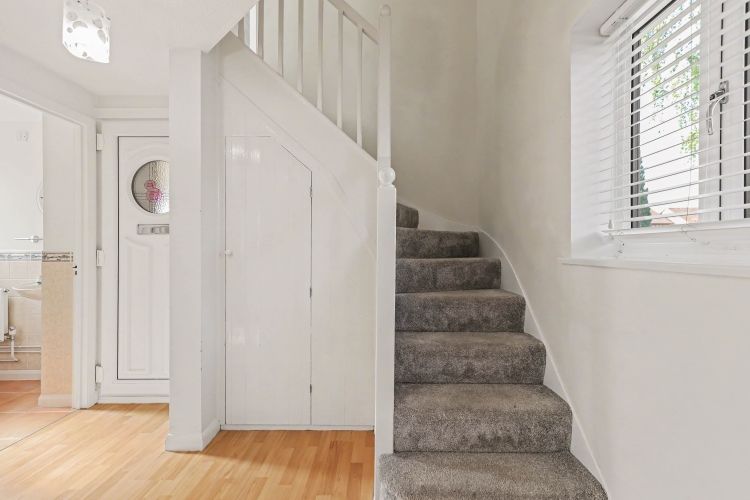 Property photo 3 of 9 337749