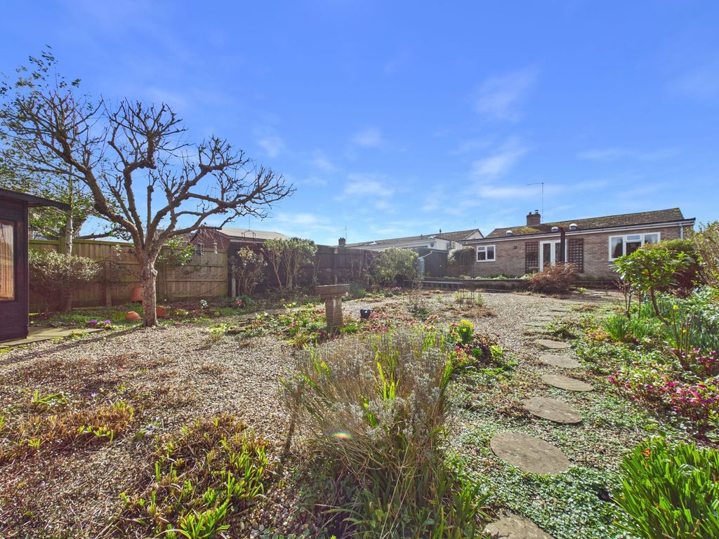 Property photo 2 of 26