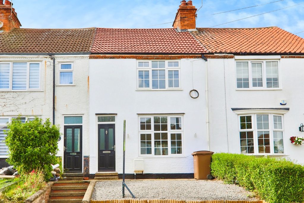 Property photo 1 of 8 4483852