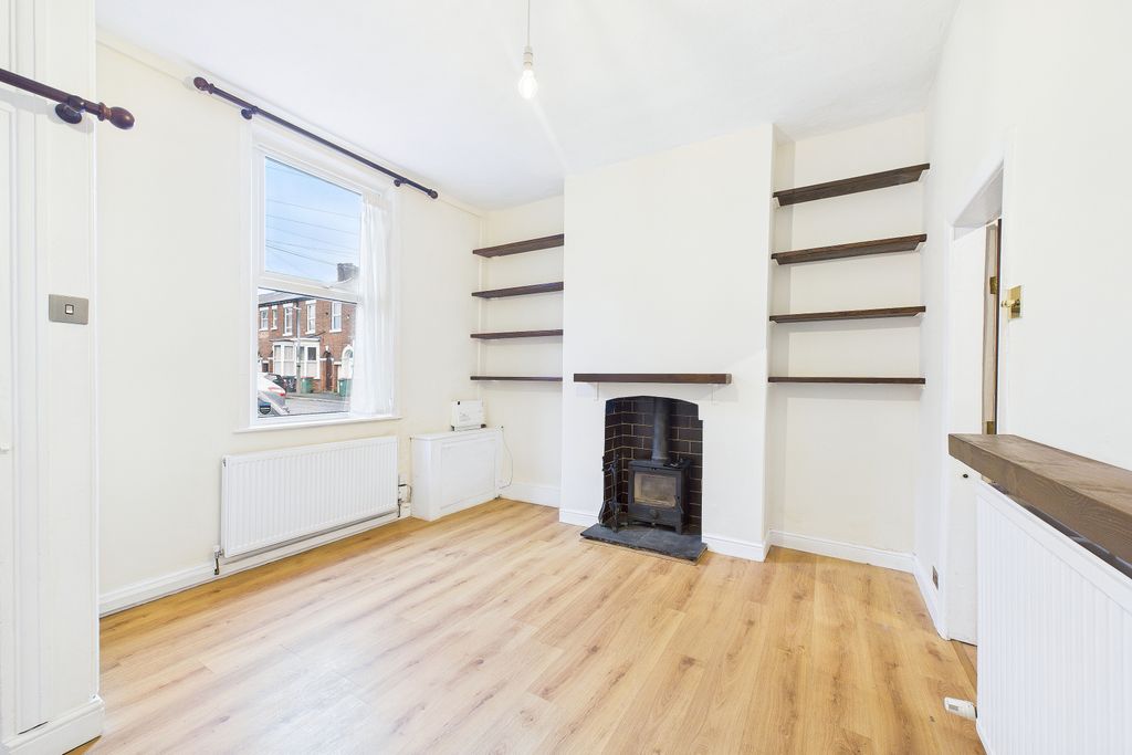 Property photo 2 of 8 Living Room