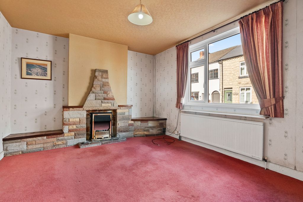 Property photo 3 of 11