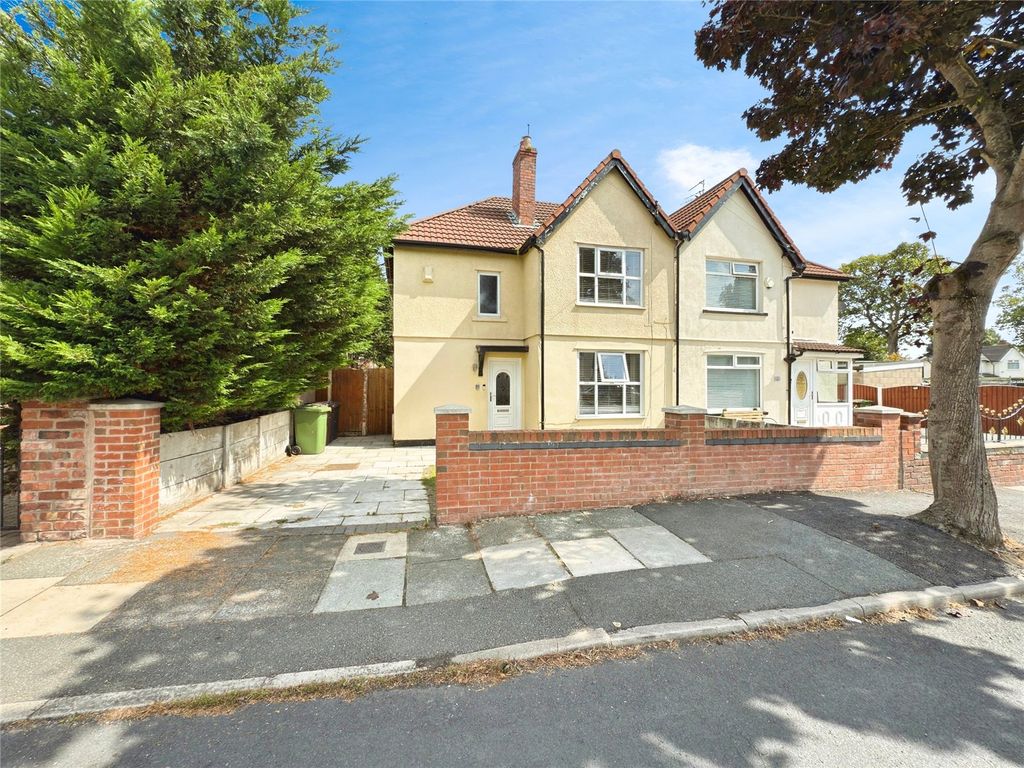 Property photo 1 of 15 Picture No. 14