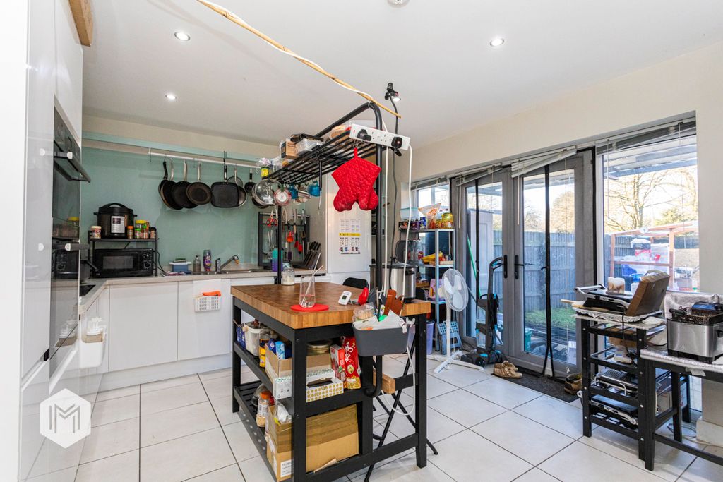 Property photo 3 of 22 Picture No. 23